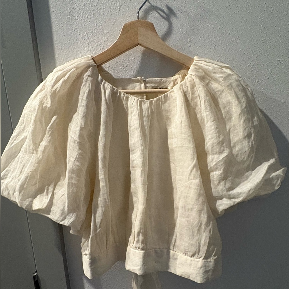 Rami Open Back Top, size medium, 100% cotton, linen like material, cream